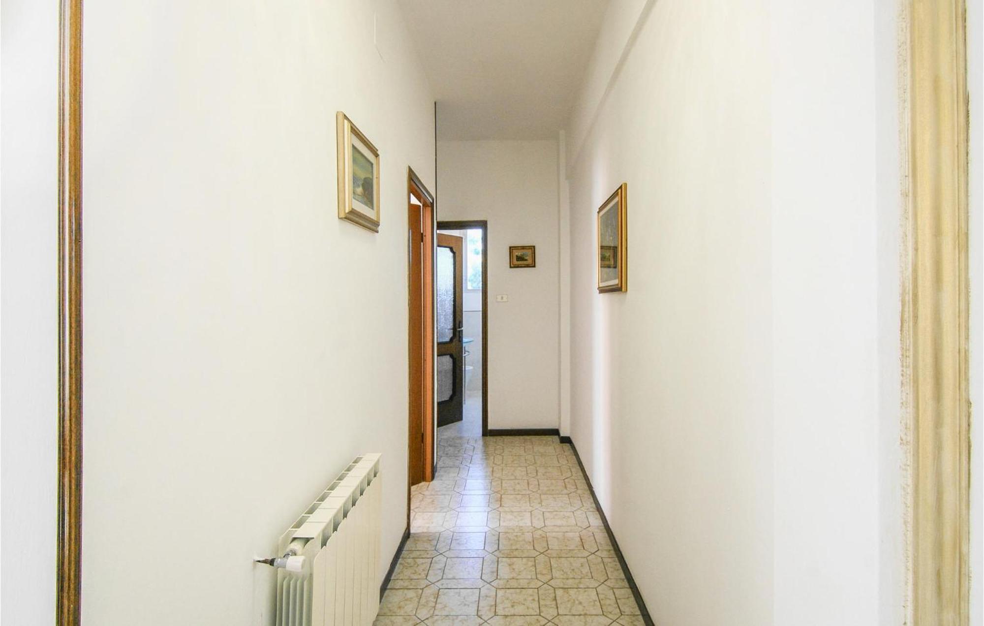 Cozy Apartment In La Spezia With Wifi 外观 照片